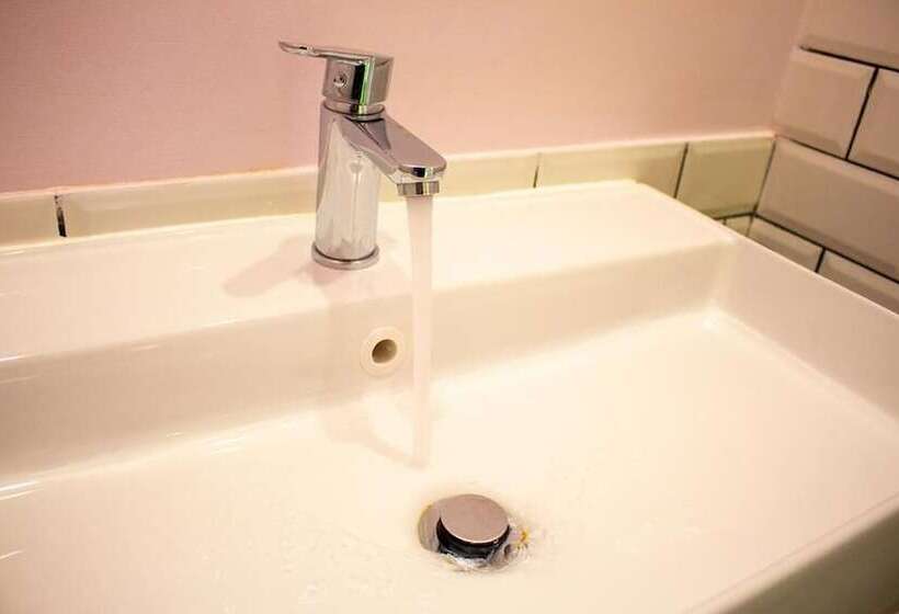 Oxygen Hostel Capsula