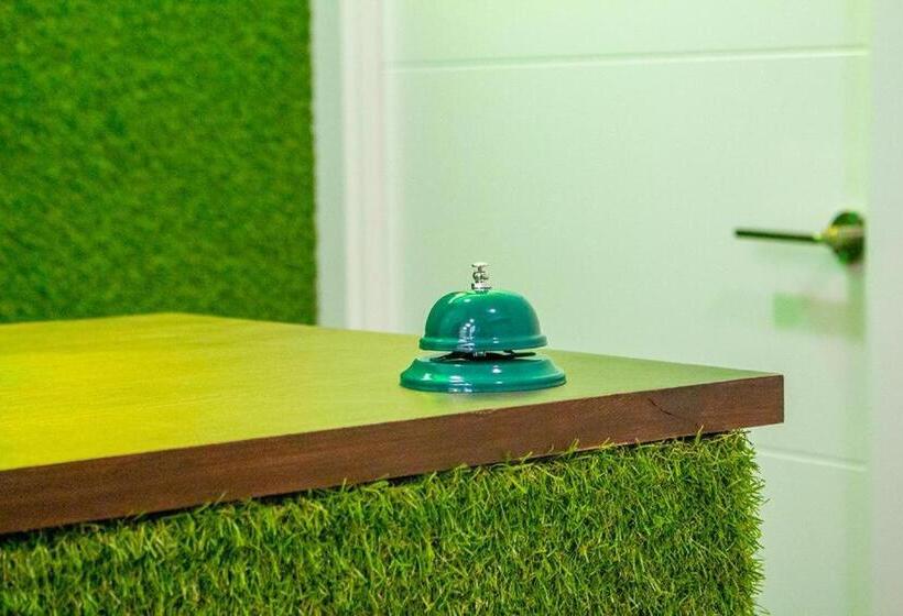 Oxygen Hostel Capsula