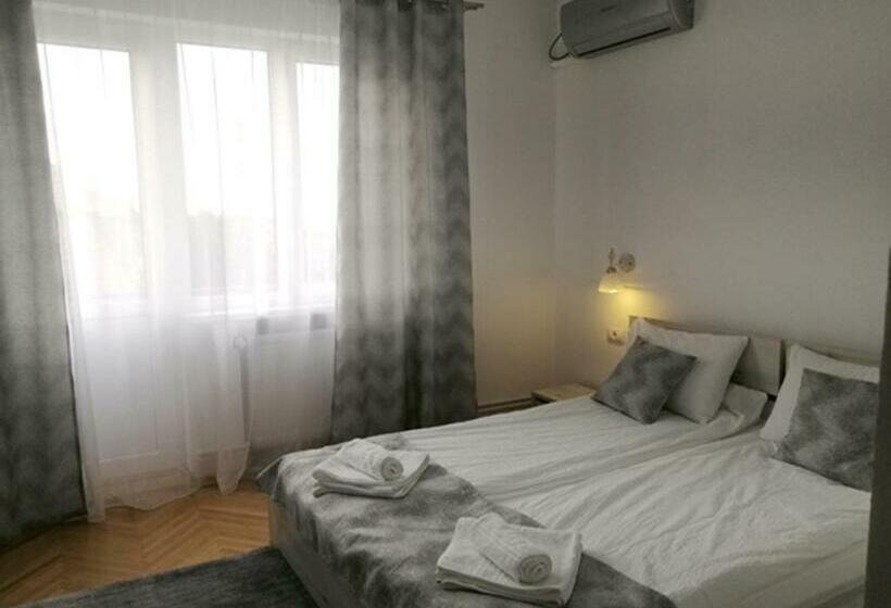 پانسیون Check In Kaya