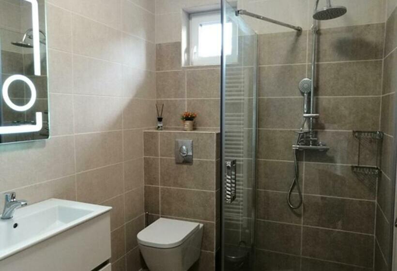 پانسیون Check In Kaya