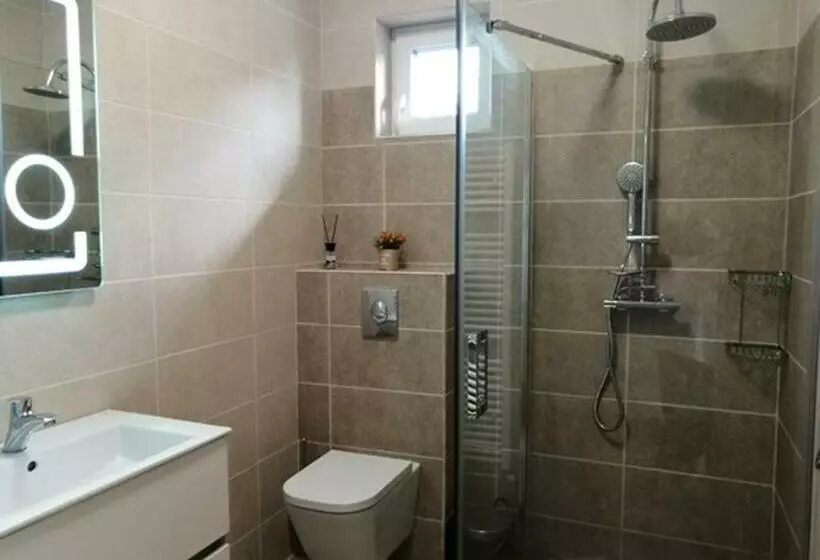 پانسیون Check In Kaya