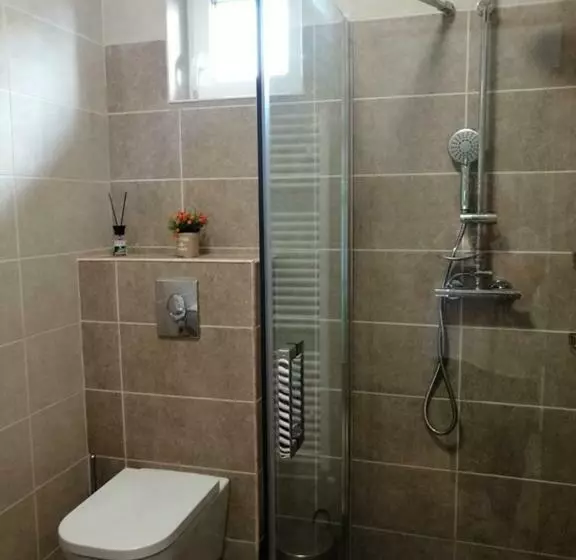 پانسیون Check In Kaya