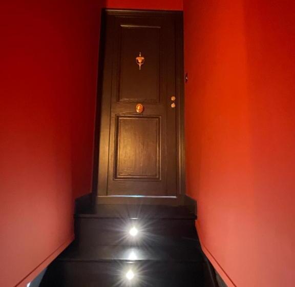 펜션 Château De Beauchamp  La Chapelle De Guinchay