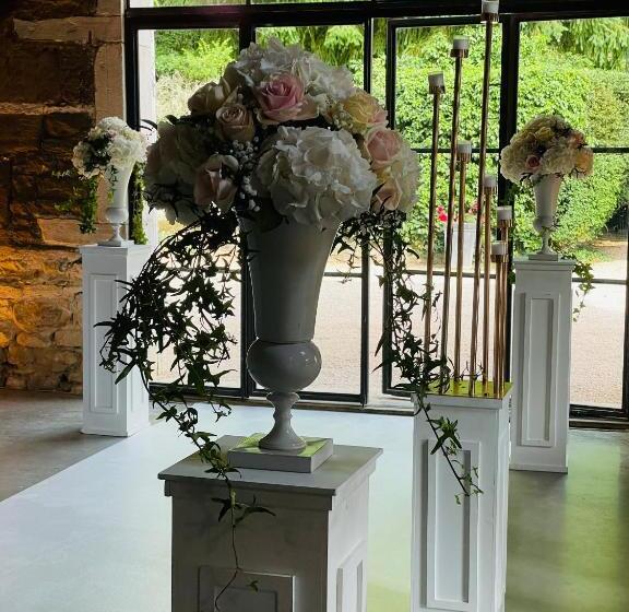 펜션 Château De Beauchamp  La Chapelle De Guinchay