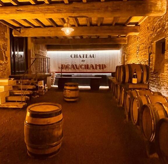 펜션 Château De Beauchamp  La Chapelle De Guinchay