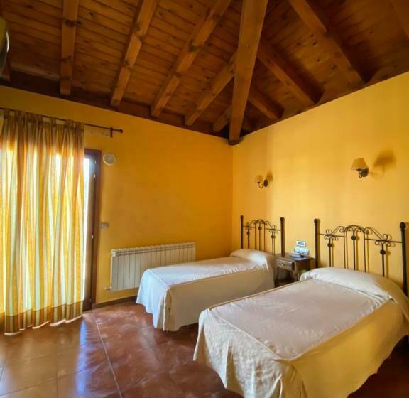 ペンション Hostería De Monzón