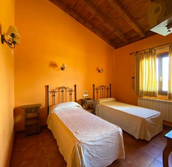 ペンション Hostería De Monzón