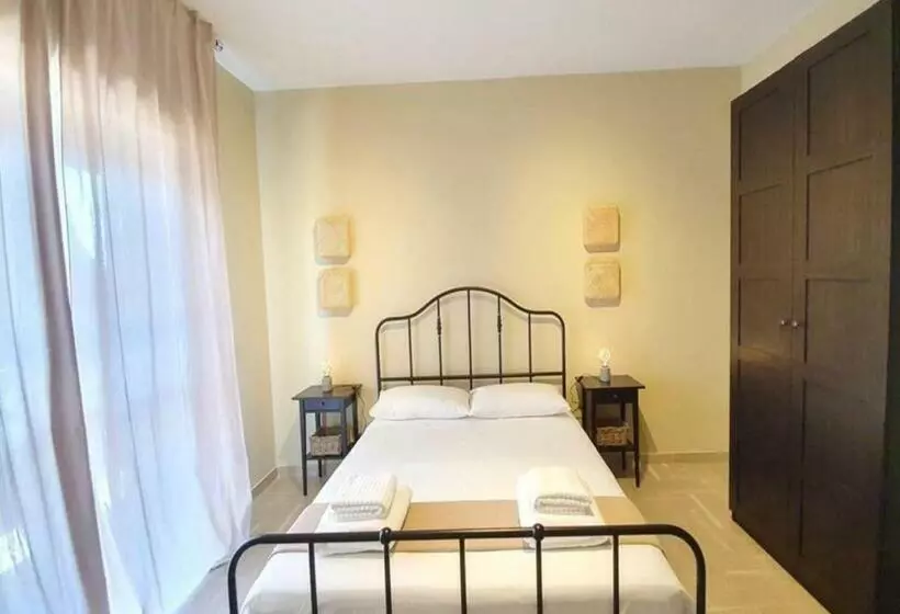 Majatalo Interno 4   Maselli