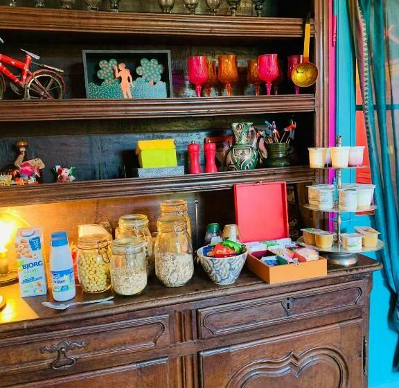 ベッドアンドブレックファースト Aux Couleurs De Commarin Chambres D Hôtes