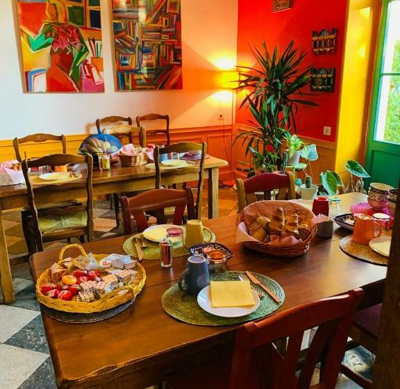 ベッドアンドブレックファースト Aux Couleurs De Commarin Chambres D Hôtes