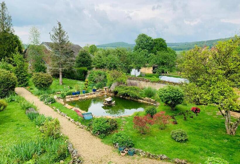 ベッドアンドブレックファースト Aux Couleurs De Commarin Chambres D Hôtes