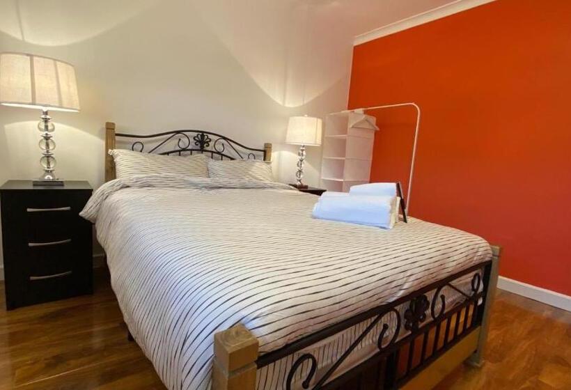 Nocleg ze śniadaniem Grand Heights Luxury Suites