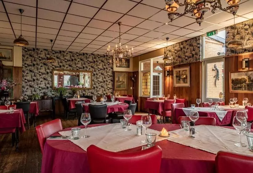 Hotelli Hof Van Schoorl