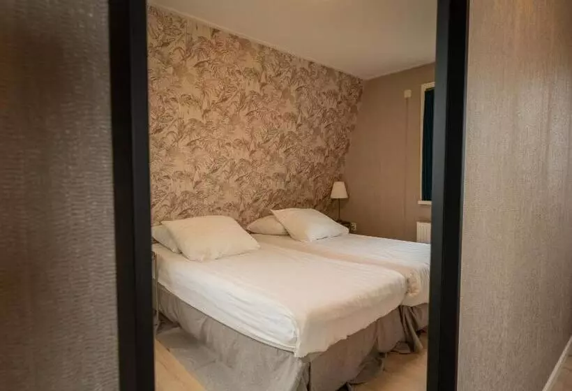 Hotelli Hof Van Schoorl