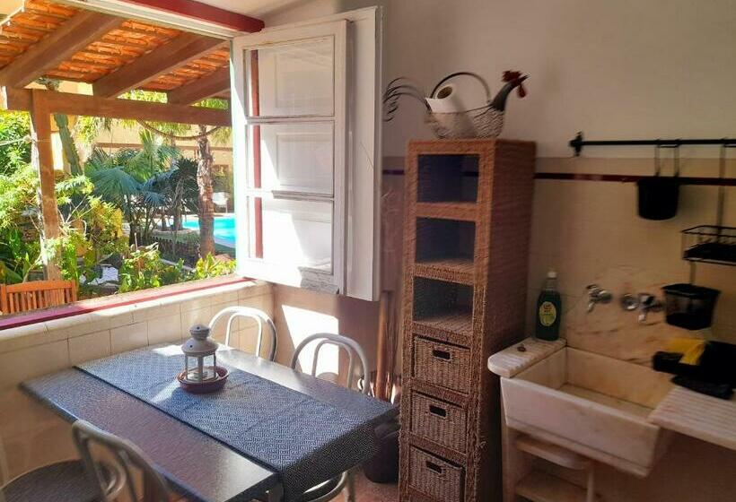 بنسيون Casa Mestre