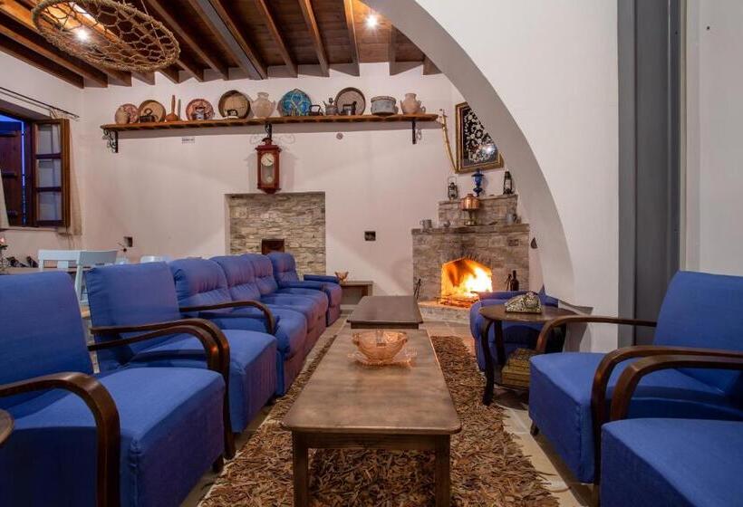 پانسیون Lazaros Stonehouse