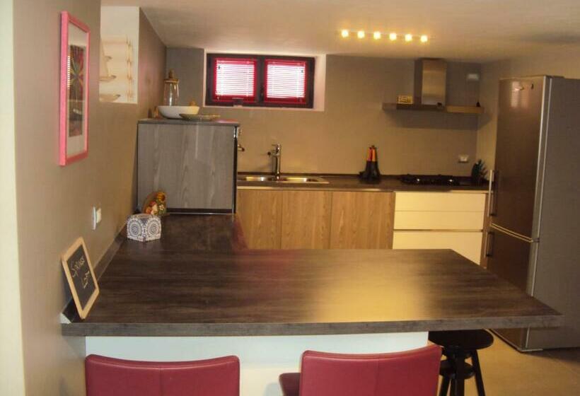 膳宿费 Springs Loft