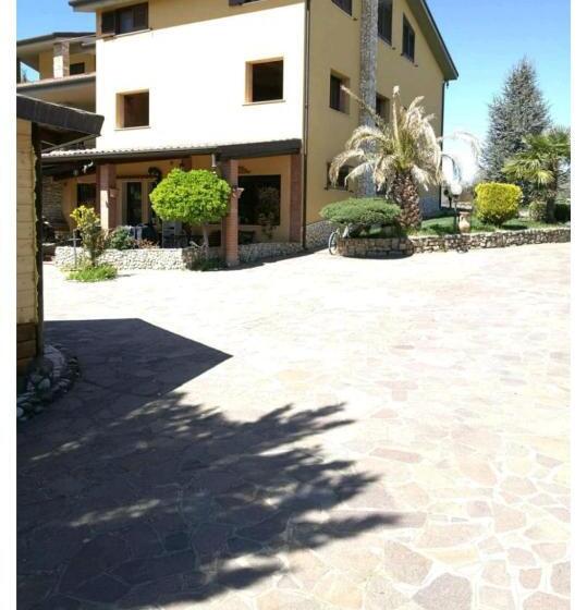 B&b L Oasi Del Vulture