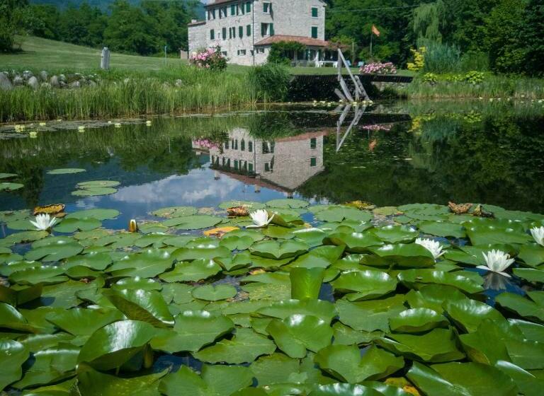 ベッドアンドブレックファースト Cordana