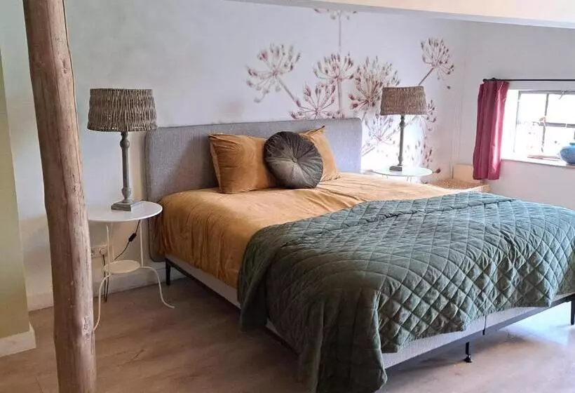 ベッドアンドブレックファースト Kade10buren