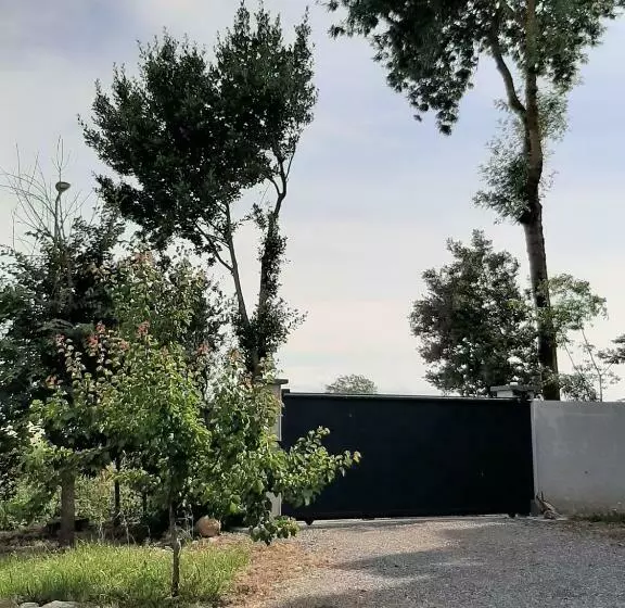 Aamiaismajoitus (B&B) La Villa Claudia