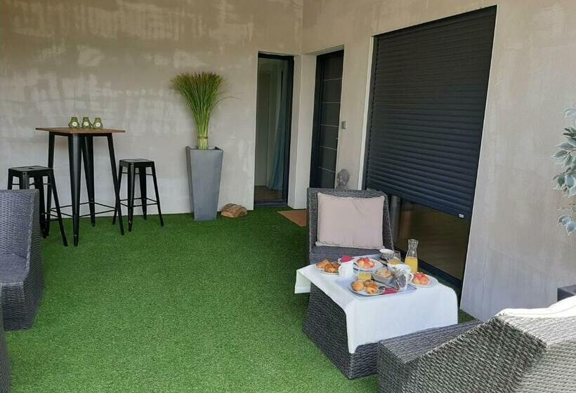 민박 La Villa Claudia