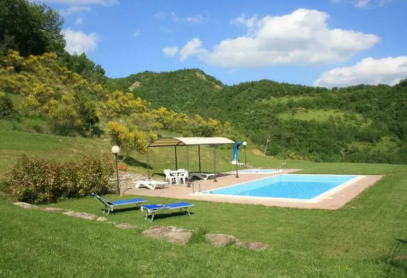 ホテル Agriturismo Sacchiafarm