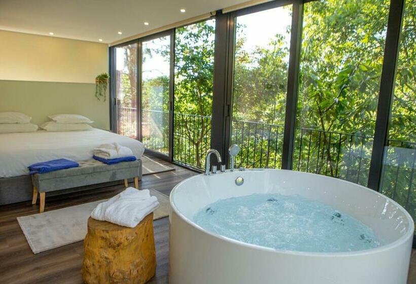 فندق Peso Village