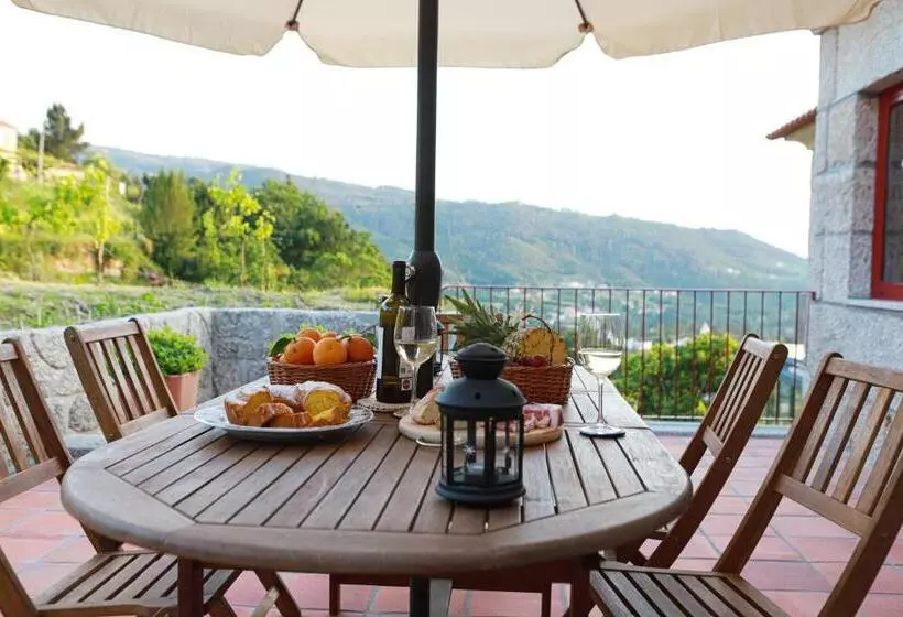 Hotelli Peso Village