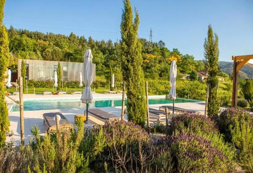 Hotelli Peso Village