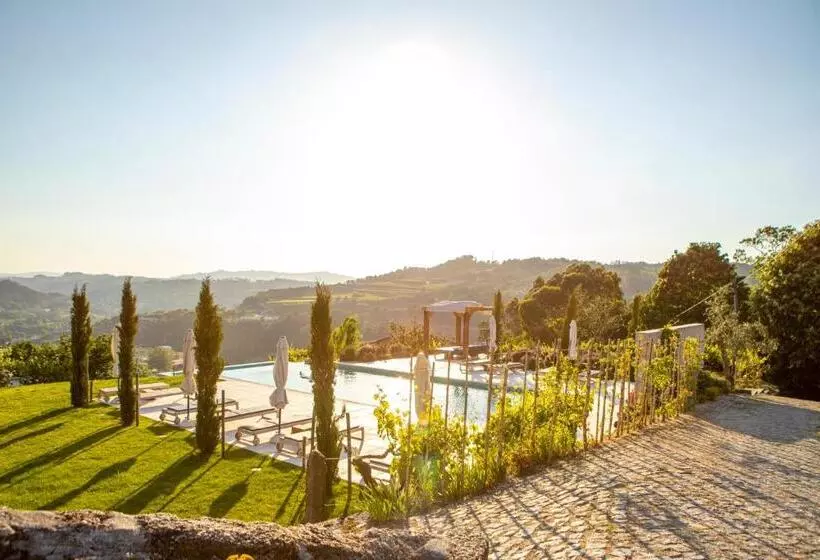 Hotelli Peso Village