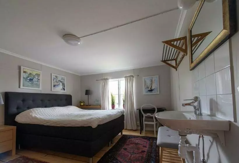 Mangelgårdens B&b
