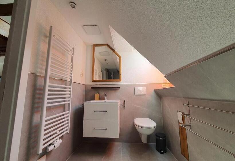 Numero1 Pension Und Cafe