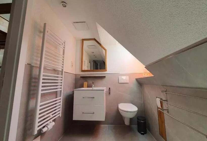 Numero1 Pension Und Cafe