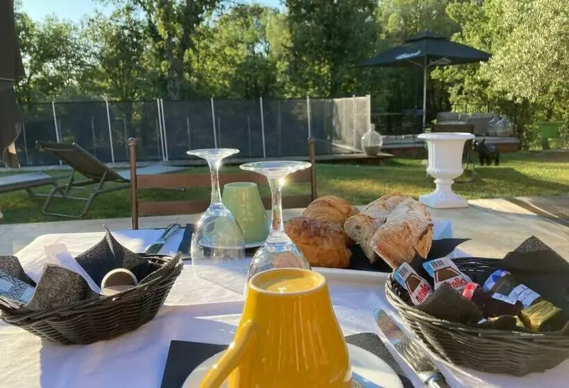 ペンション Domaine Sainte Baume