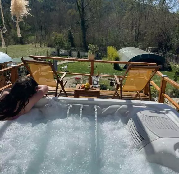 Majatalo Roulotte De Florette