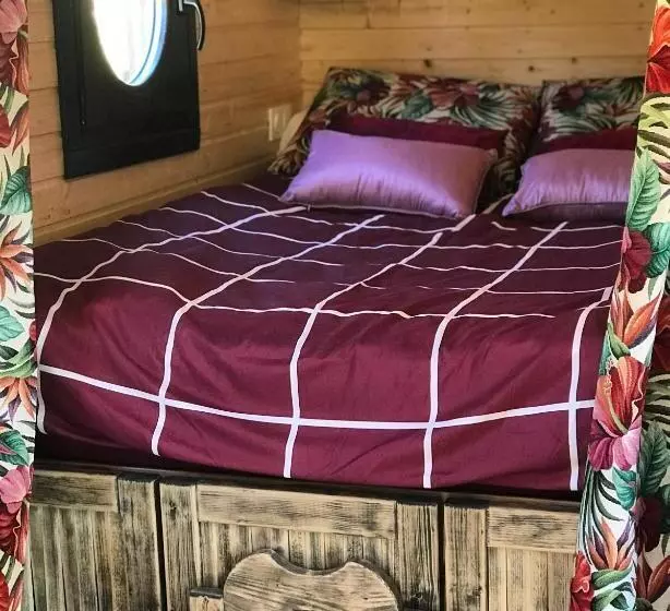 Majatalo Roulotte De Florette