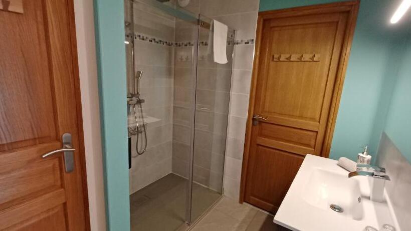 مبيت وإفطار Au Petit Pressoir