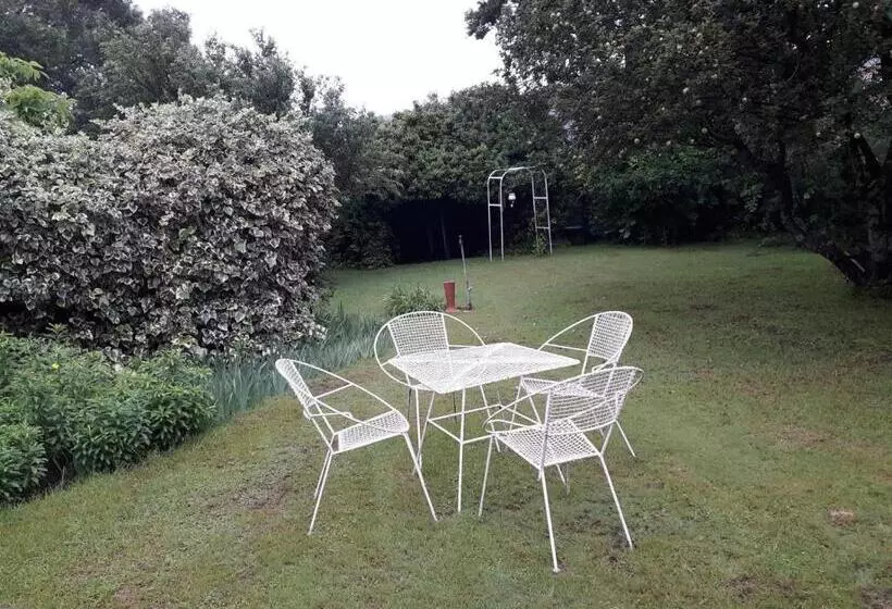 ベッドアンドブレックファースト Aandrus Bnb