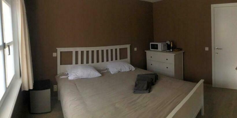 تختخواب و صبحانه Break@bruges