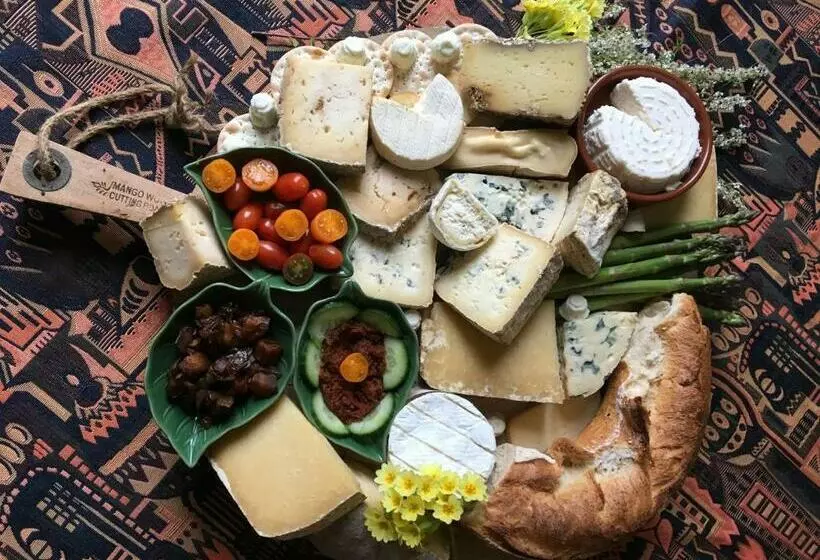 Aamiaismajoitus (B&B) Le Coteau D Olliergues