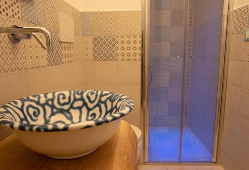 Bed and Breakfast Leavì