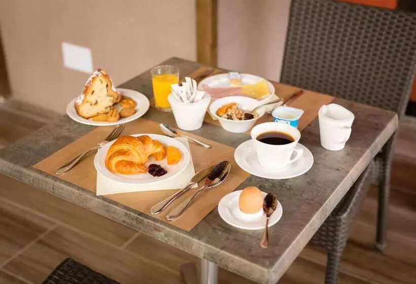 Aamiaismajoitus (B&B) Les Chambres Du Domaine