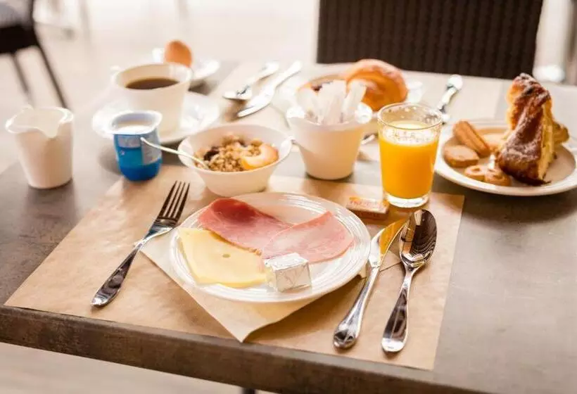 Aamiaismajoitus (B&B) Les Chambres Du Domaine