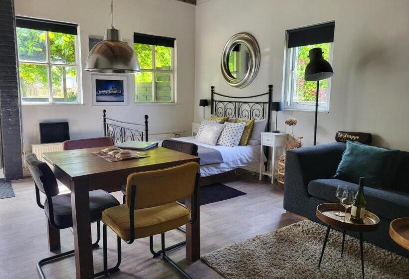 ベッドアンドブレックファースト Luxe Bloemenzicht 4 Personen, Bnb, 10 Minuten Van Zee