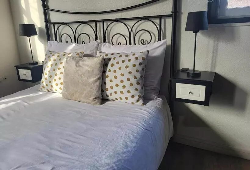 Aamiaismajoitus (B&B) Luxe Bloemenzicht 4 Personen, Bnb, 10 Minuten Van Zee