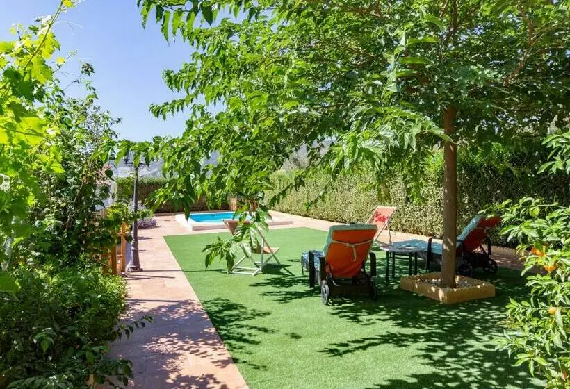 ホテル Cortijo La Erilla