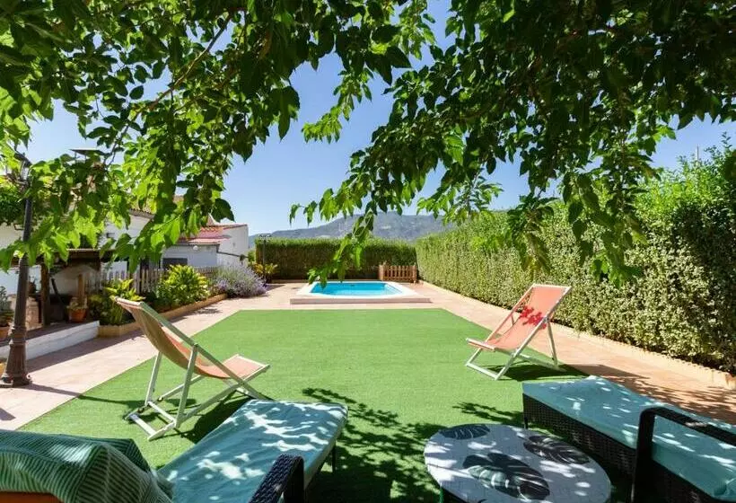 ホテル Cortijo La Erilla