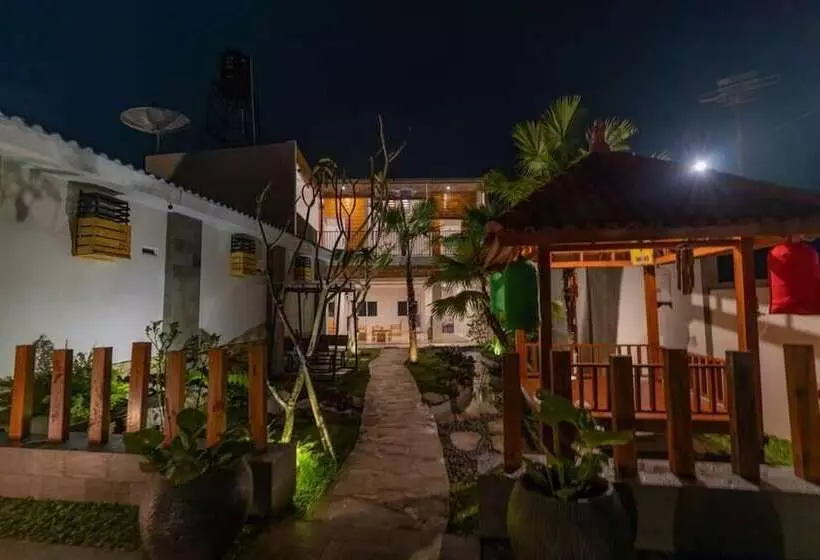 Hotel Fredelia Homestay