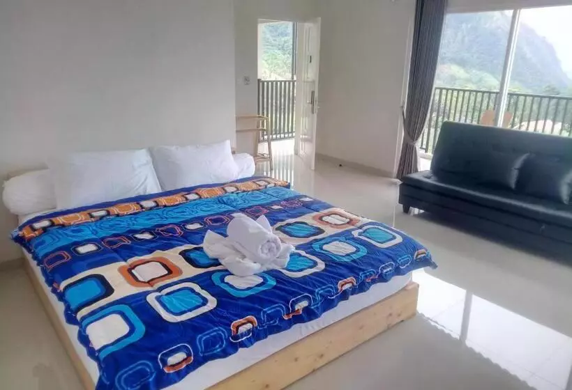 Hotel Fredelia Homestay